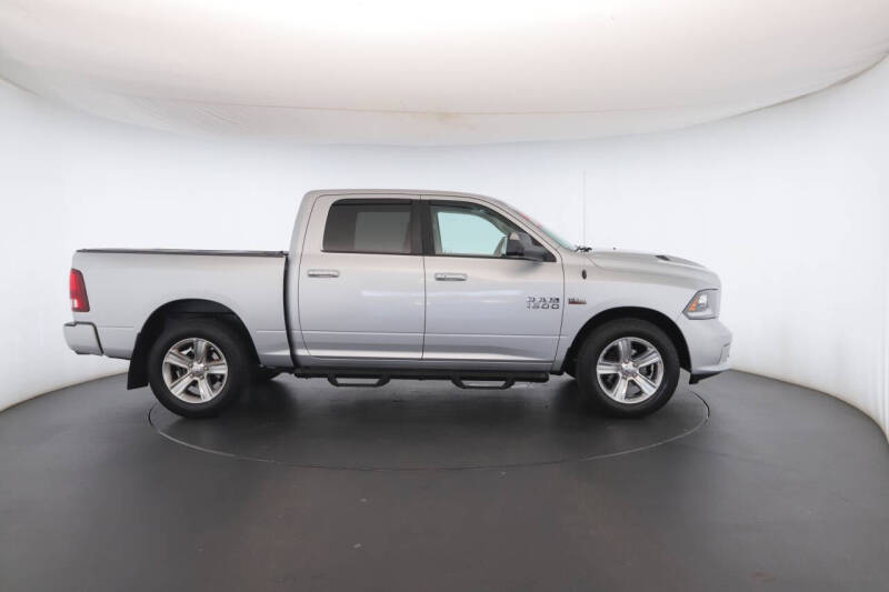 2016 RAM 1500 Sport
