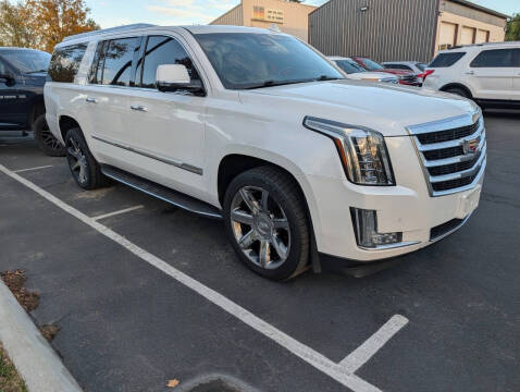 2016 Cadillac Escalade ESV Luxury Collection