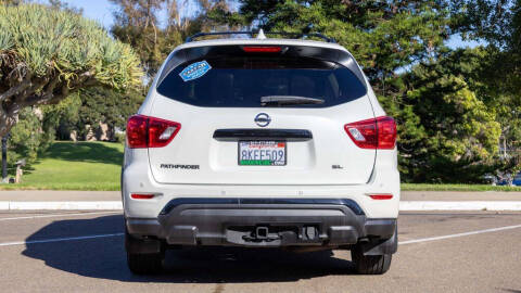 2019 Nissan Pathfinder SL