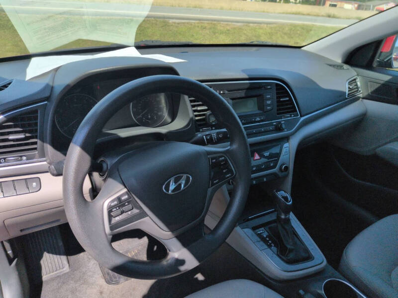 2017 Hyundai Elantra