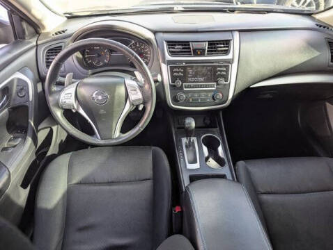 2016 Nissan Altima 2.5 SR