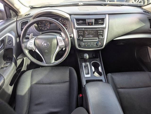 2016 Nissan Altima 2.5 SR