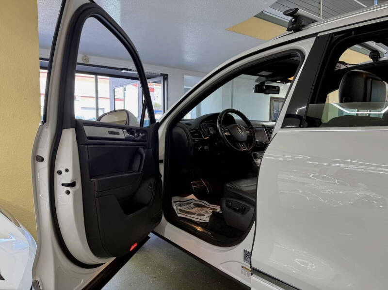 2014 Volkswagen Touareg TDI R-Line