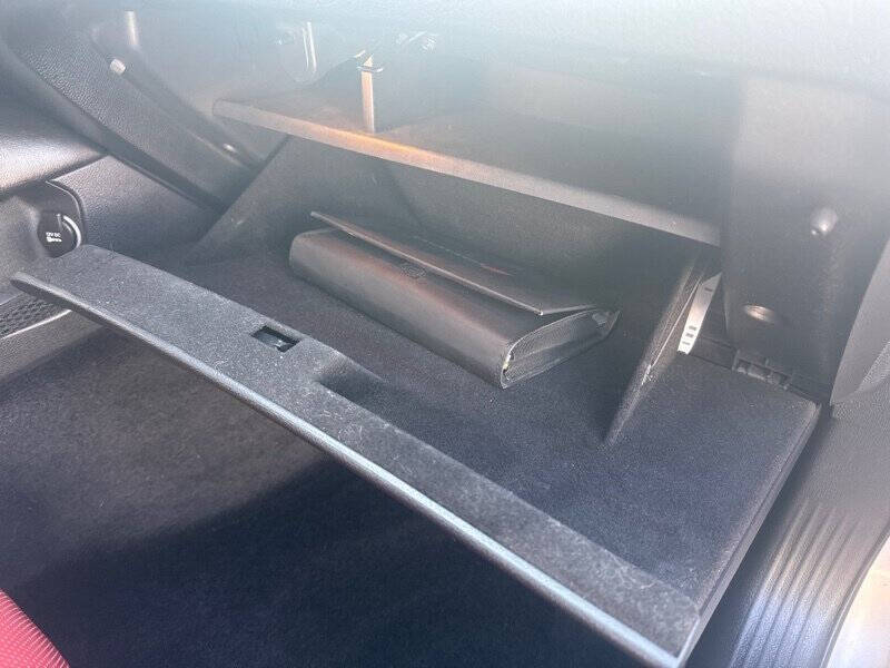 2015 Dodge Challenger SXT Plus