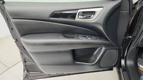 2020 Nissan Pathfinder S