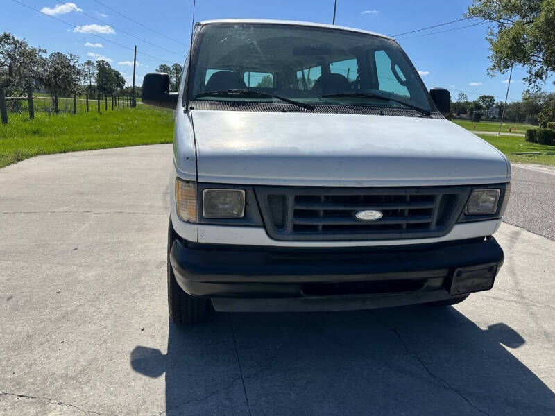 2003 Ford E-Series E-350 SD XLT