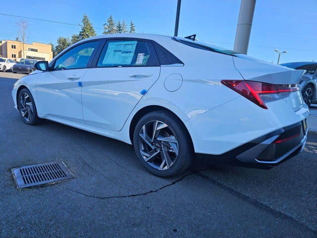 2024 Hyundai ELANTRA Hybrid for sale at Michael Wilson Hyundai Consulting in Edmonds, WA