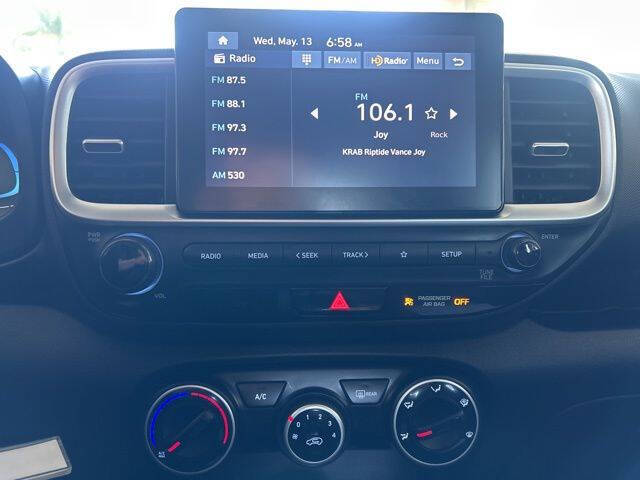 2026 Hyundai Venue SE