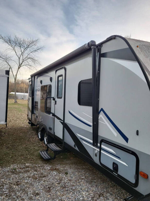 2020 Coachmen RV Apex