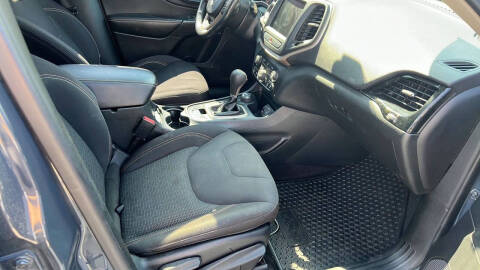 2016 Jeep Cherokee Latitude 75th Anniversary