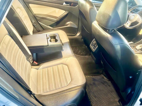 2015 Volkswagen Passat