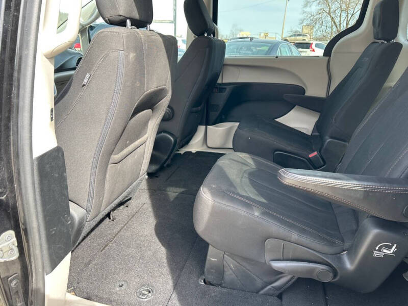 2018 Chrysler Pacifica Touring Plus