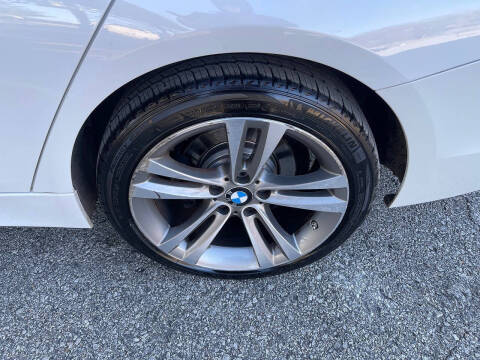 2018 BMW 3 Series 330i xDrive