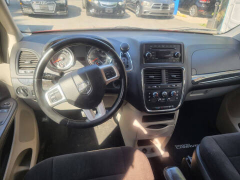 2013 Dodge Grand Caravan SE