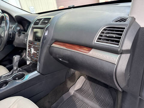 2016 Ford Explorer Platinum