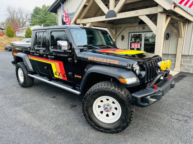 2020 Jeep Gladiator Sport S's photo