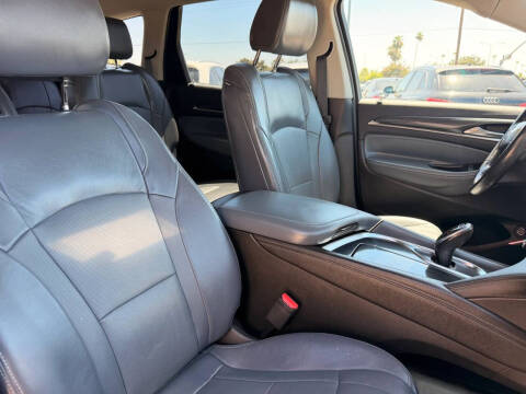 2018 Buick Enclave Essence