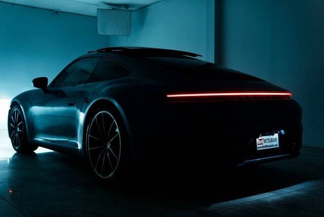 2020 Porsche 911 Carrera