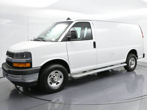 2022 Chevrolet Express 2500