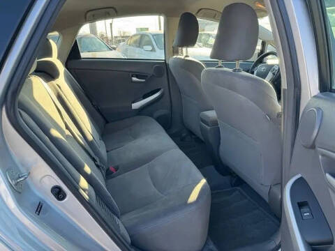 2010 Toyota Prius III