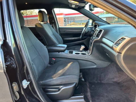 2016 Jeep Grand Cherokee Laredo