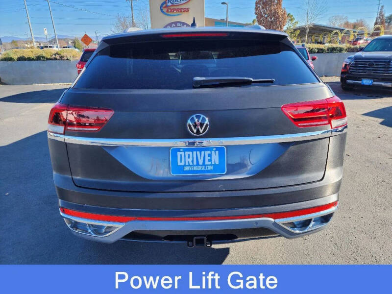 2020 Volkswagen Atlas Cross Sport V6 SEL R-Line 4Motion