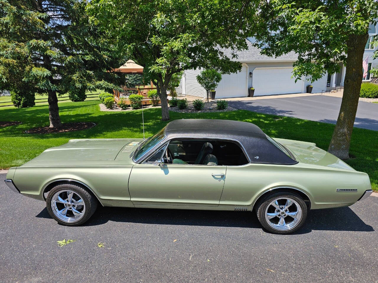 1967 Mercury Cougar 18