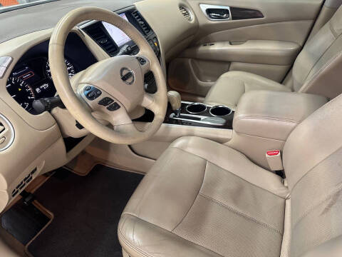 2014 Nissan Pathfinder Platinum