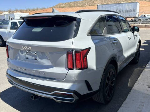 2022 Kia Sorento SX