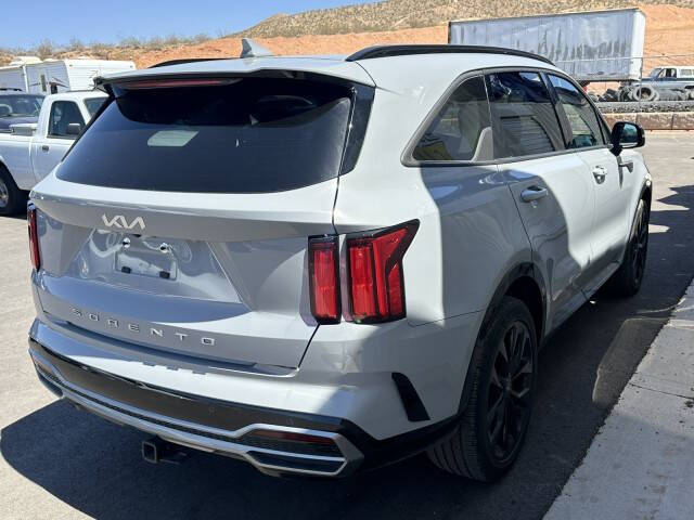 2022 Kia Sorento SX
