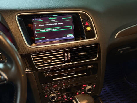 2016 Audi Q5 2.0T quattro Premium Plus