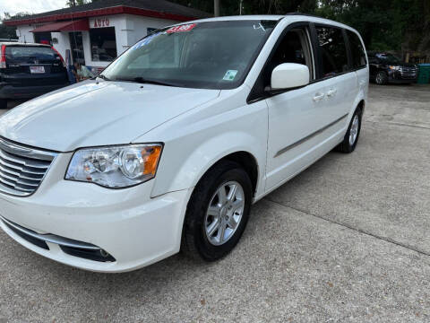 2012 Chrysler Town and Country Touring