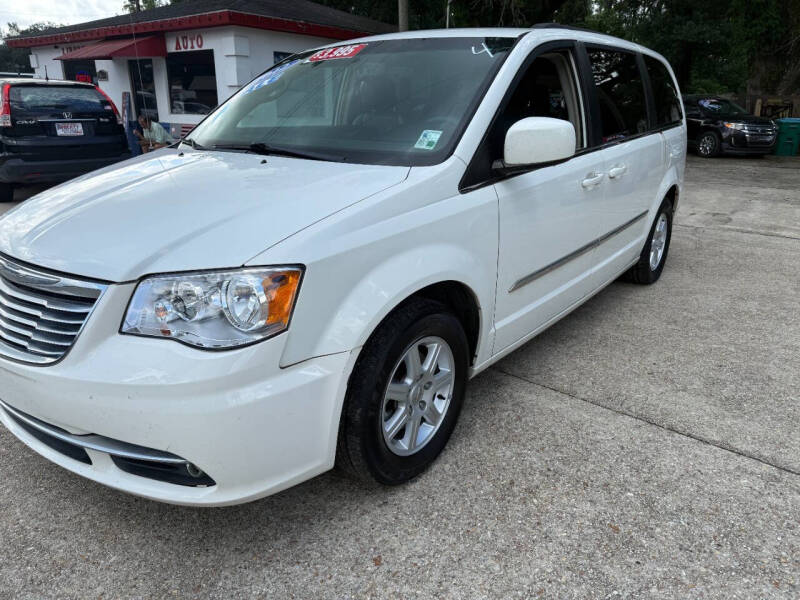 2012 Chrysler Town and Country Touring