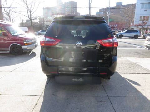 2020 Toyota Sienna L 7-Passenger