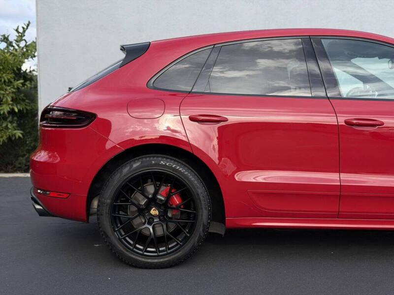 2018 Porsche Macan GTS