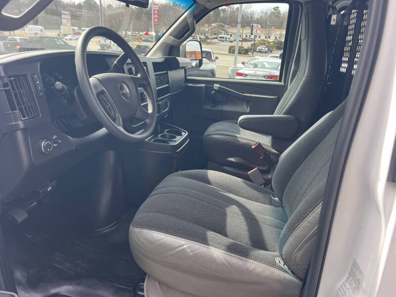 2024 GMC Savana 2500