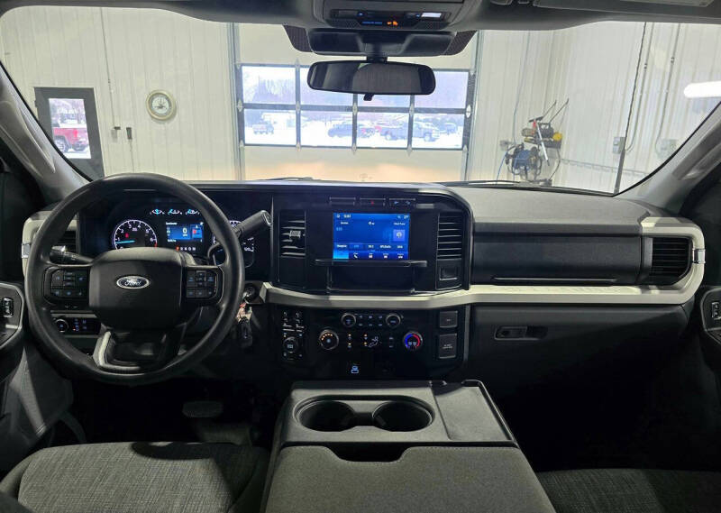 2024 Ford F-350 Super Duty XLT