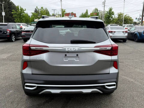 2022 Kia Seltos EX