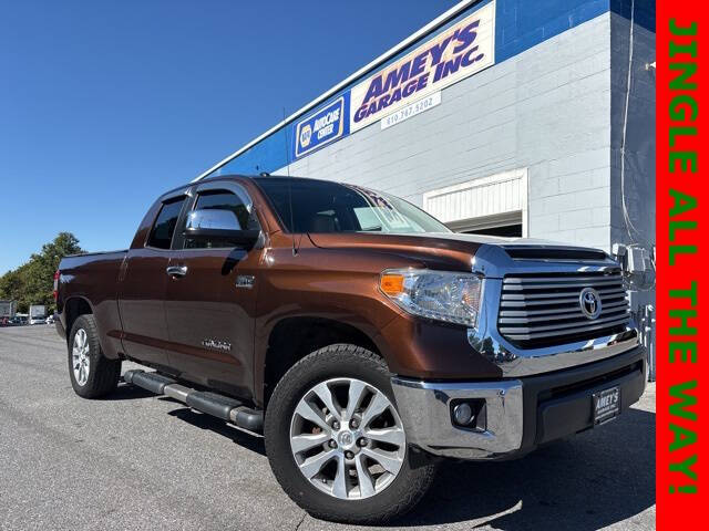 2017 Toyota Tundra Limited's photo