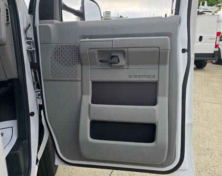 2023 Ford E-Series