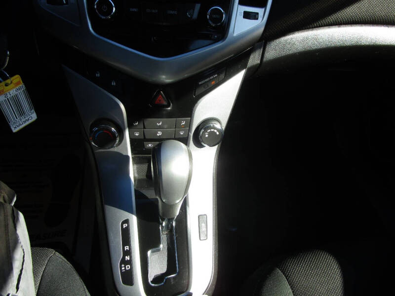 2011 Chevrolet Cruze LT Fleet