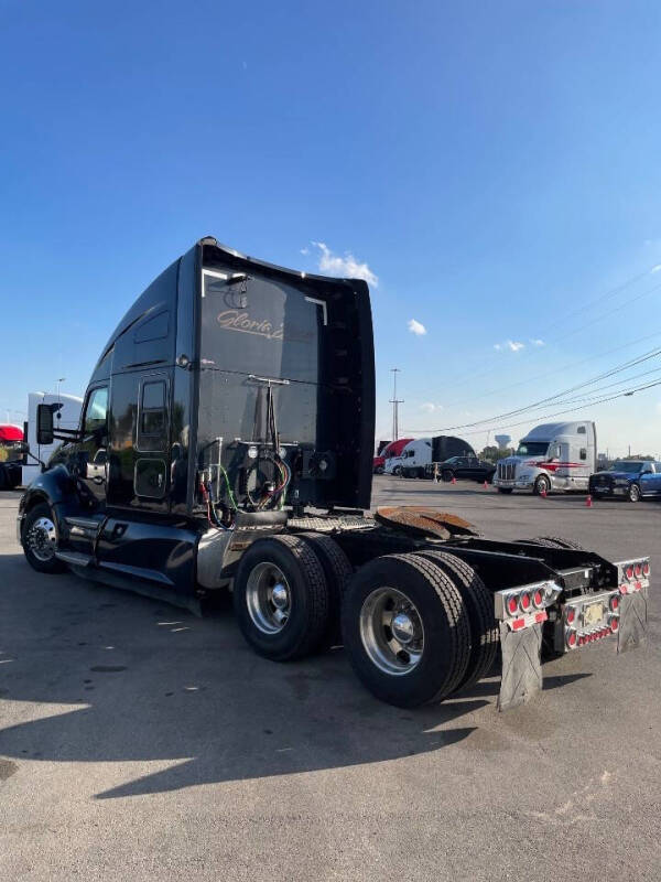 2017 Kenworth T680
