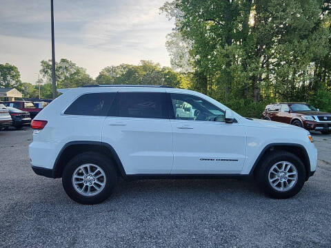 2020 Jeep Grand Cherokee Laredo E
