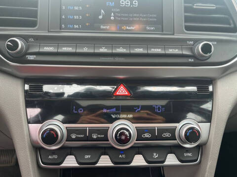 2020 Hyundai Elantra