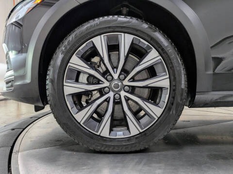2024 Volvo V90 Cross Country B6 Plus