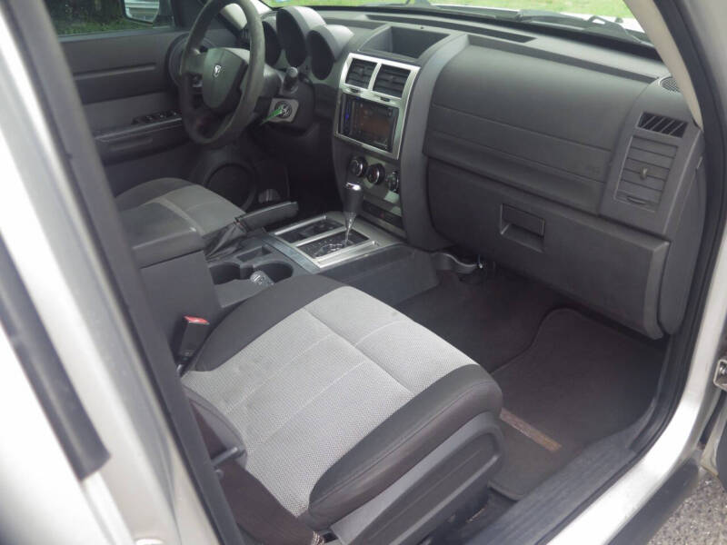 2009 Dodge Nitro SE