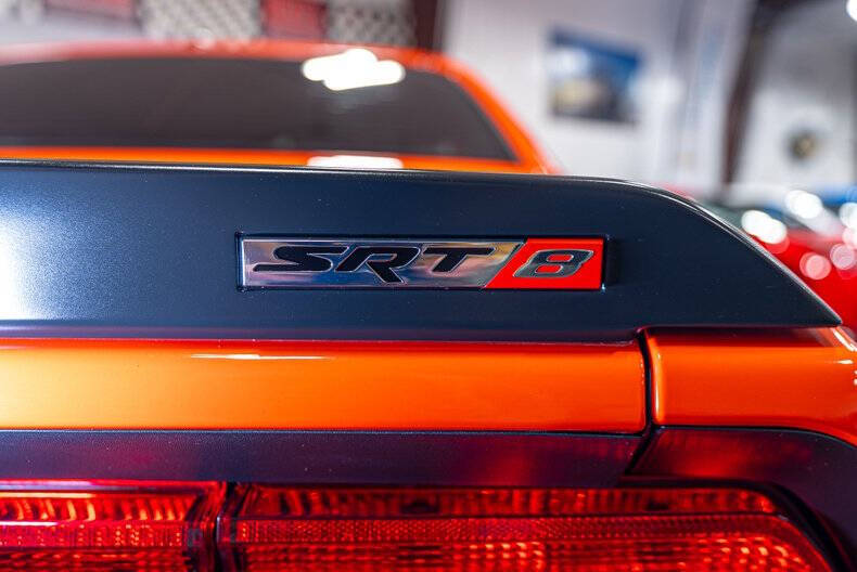 2008 Dodge Challenger SRT8