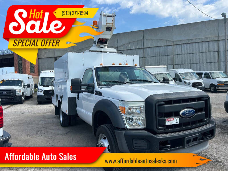 2012 Ford F-550's photo