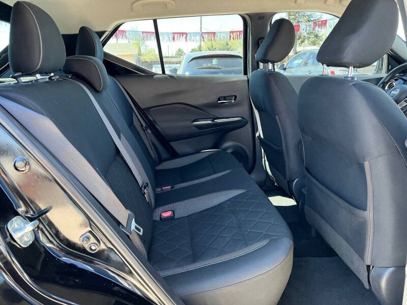 2019 Nissan Kicks SV