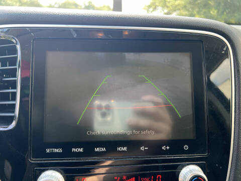 2020 Mitsubishi Outlander SE